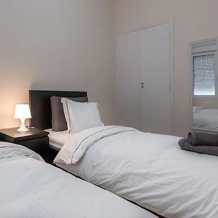 Kerameikos 2 Bedroom Apartment Athén Kültér fotó