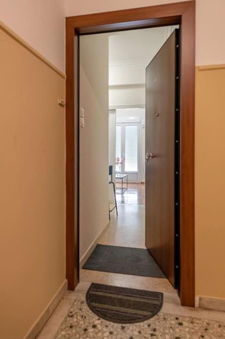 Kerameikos 2 Bedroom Apartment Athén Kültér fotó