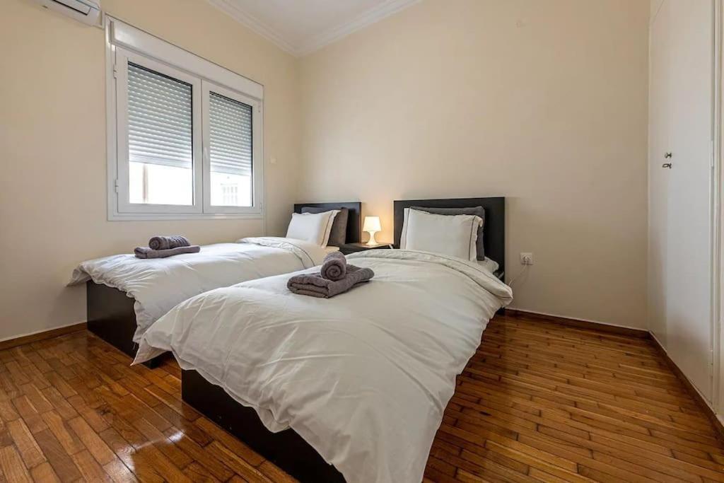Kerameikos 2 Bedroom Apartment Athén Kültér fotó