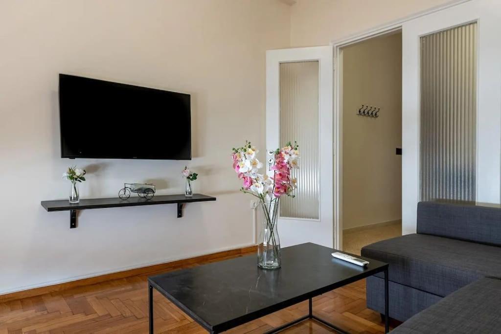 Kerameikos 2 Bedroom Apartment Athén Kültér fotó