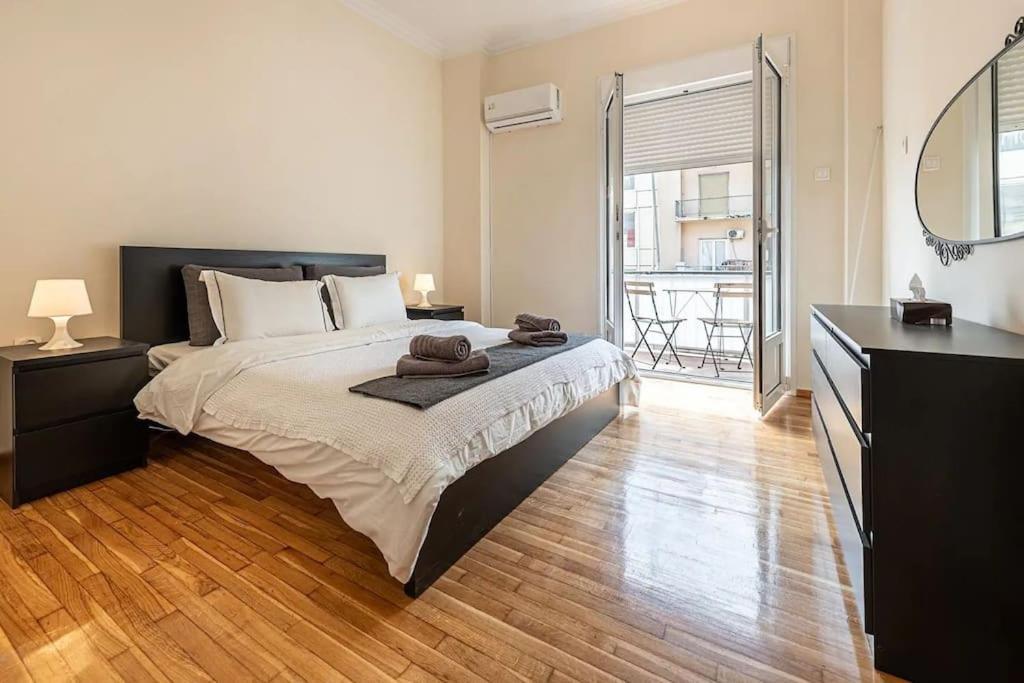 Kerameikos 2 Bedroom Apartment Athén Kültér fotó
